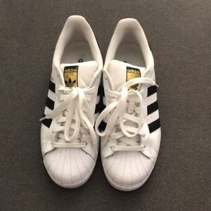 Adidas superstar white Black